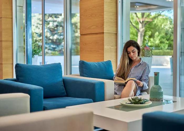 Bilyana Hotel- Adults Only ホテル ネセバル