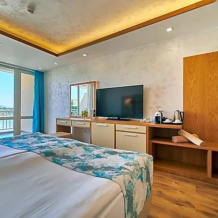 Bilyana Hotel- Adults Only Хотел 4*