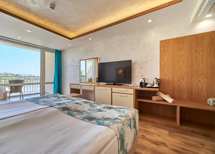 Хотел Bilyana Hotel- Adults Only